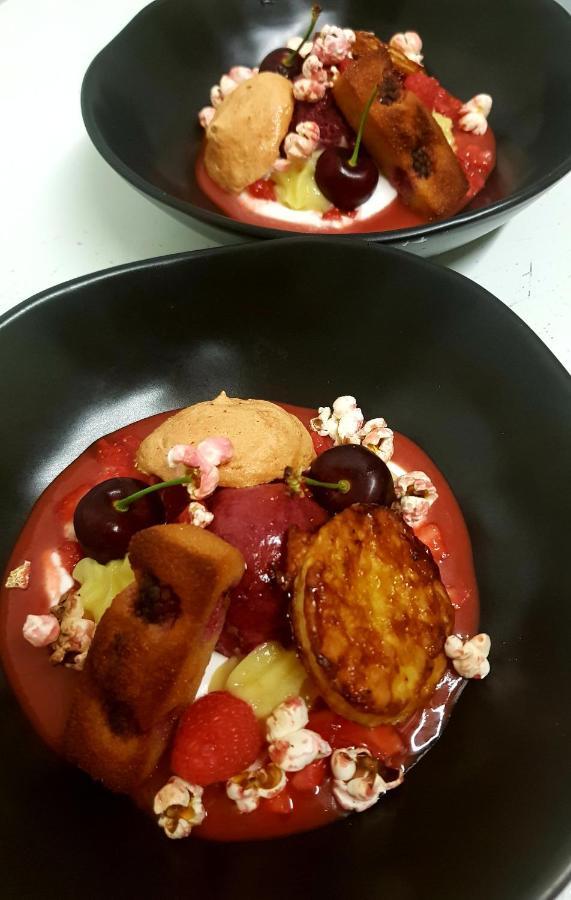 Hotel Restaurant Le Bourgneuf Morlaas ภายนอก รูปภาพ